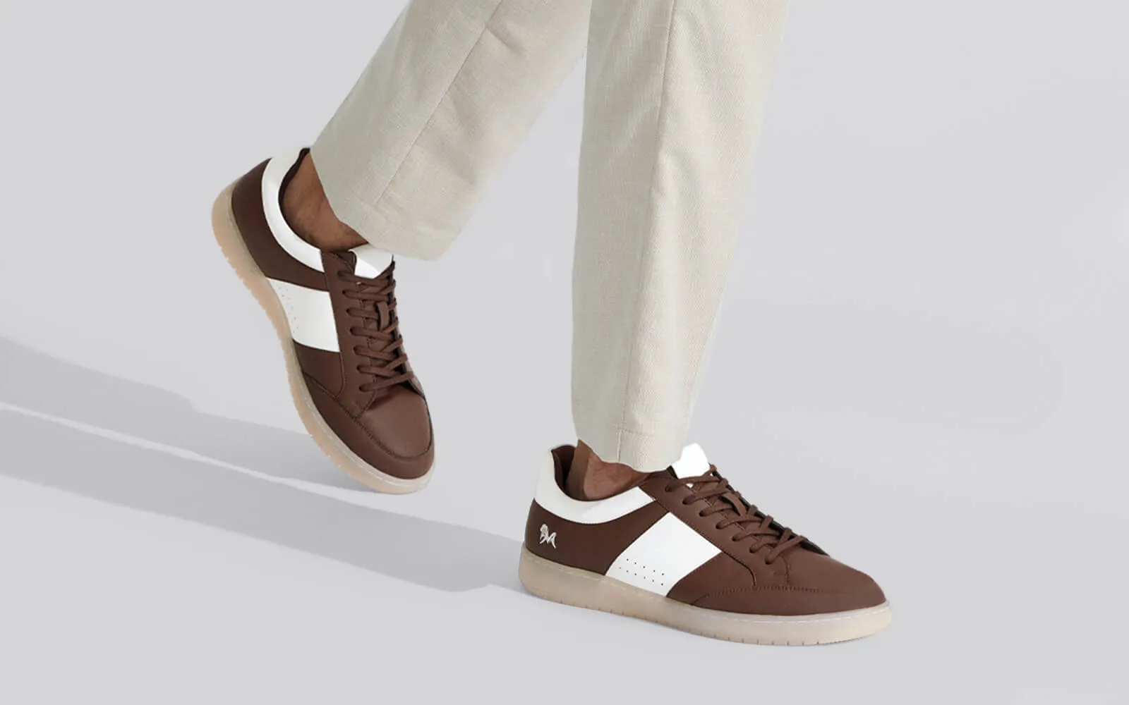 City Strides : Brown-white