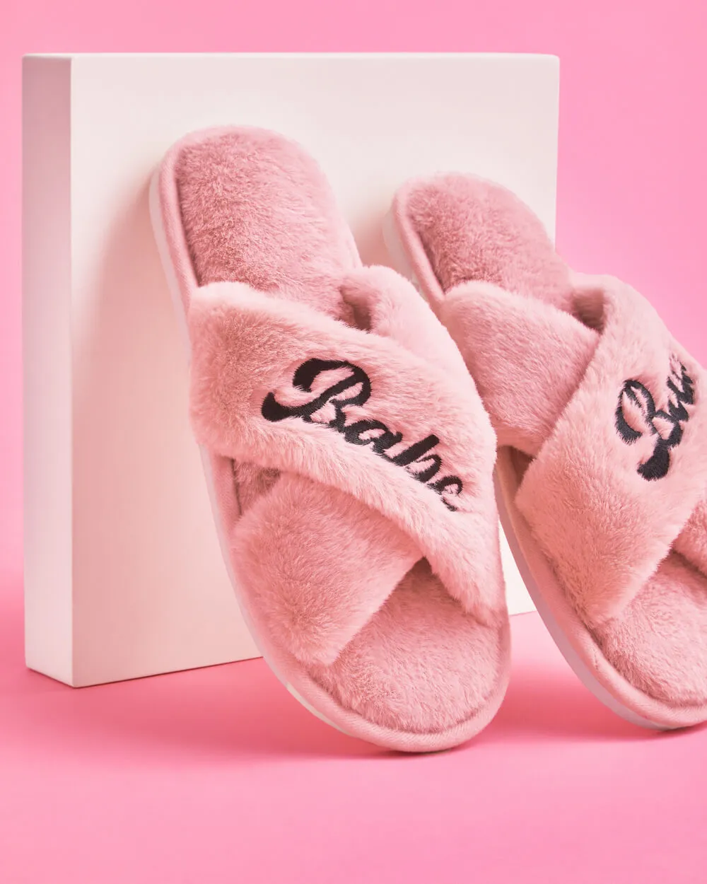 Classic Babe Slippers - pink fur slippers