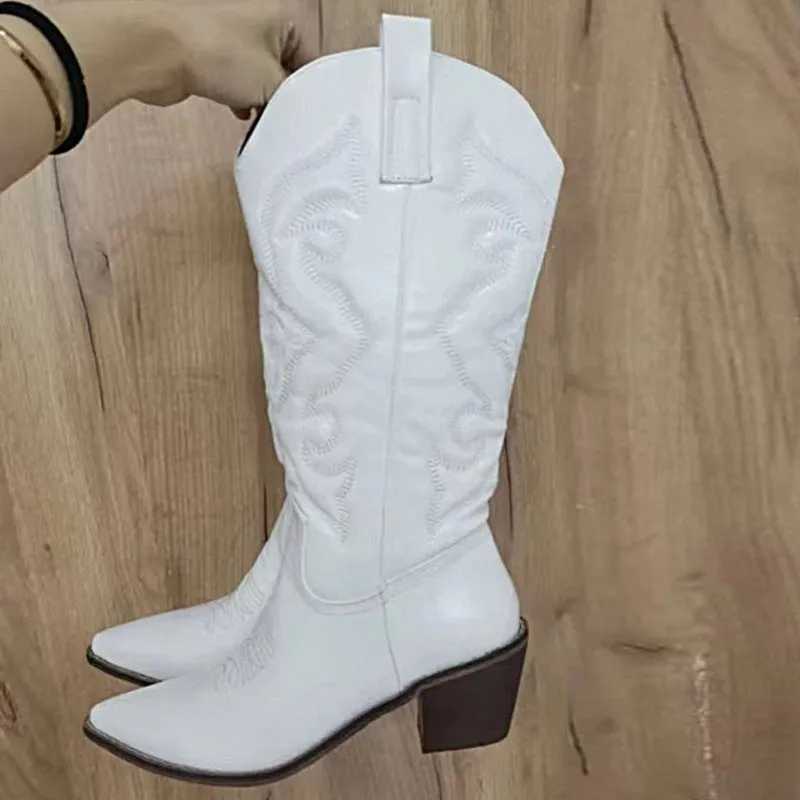 fashionable embroidered boots HPSD244