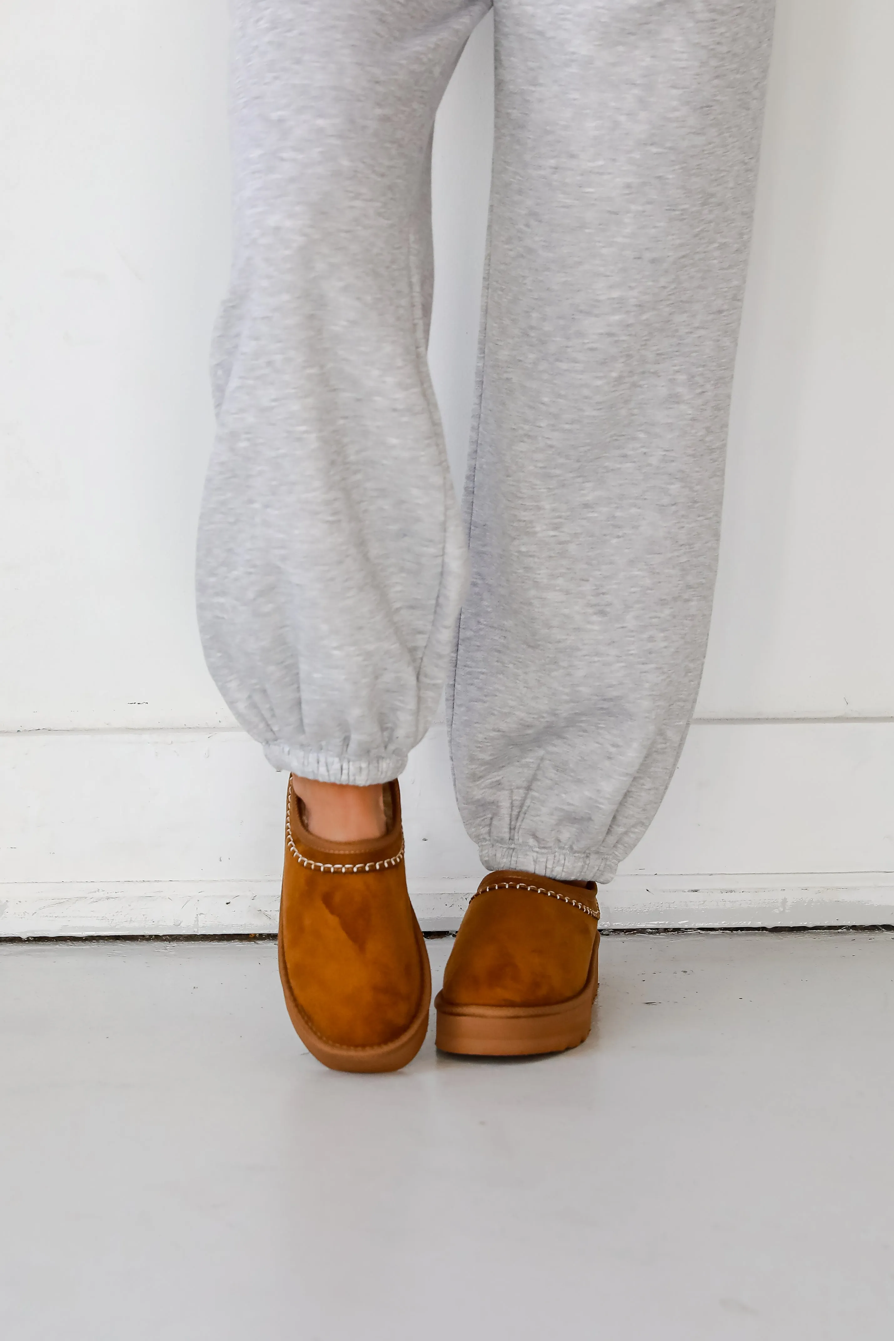 FINAL SALE - Staying In Platform Slippers - DOORBUSTER