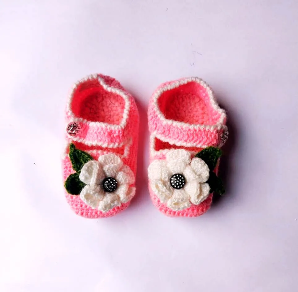 Floral Unique Wollen Crochet Design Baby Girl Booties For 6 - 12 Month