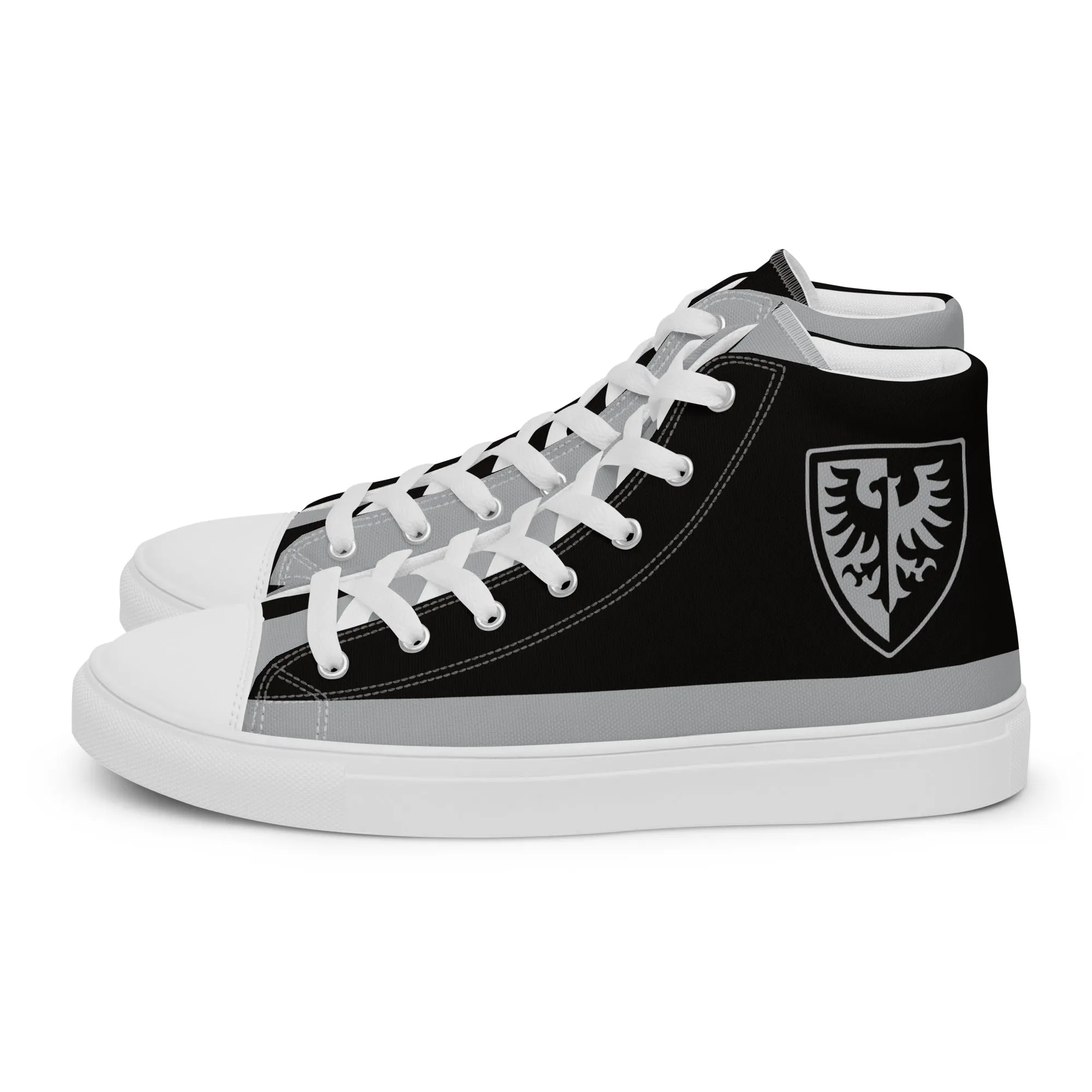 Men’s high top canvas shoes