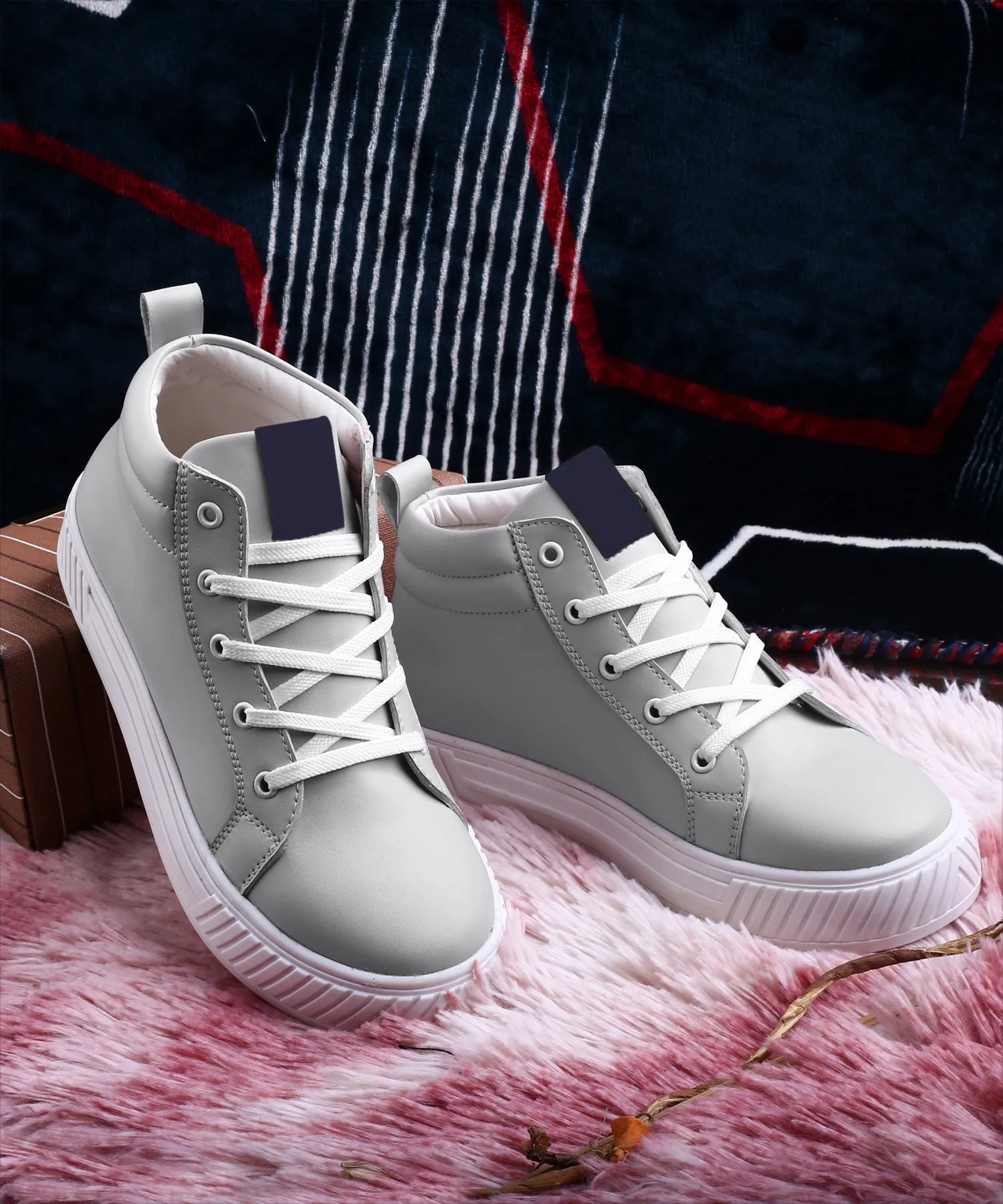 New Stylish Women's Casual Sneaker Lace-up Shoes