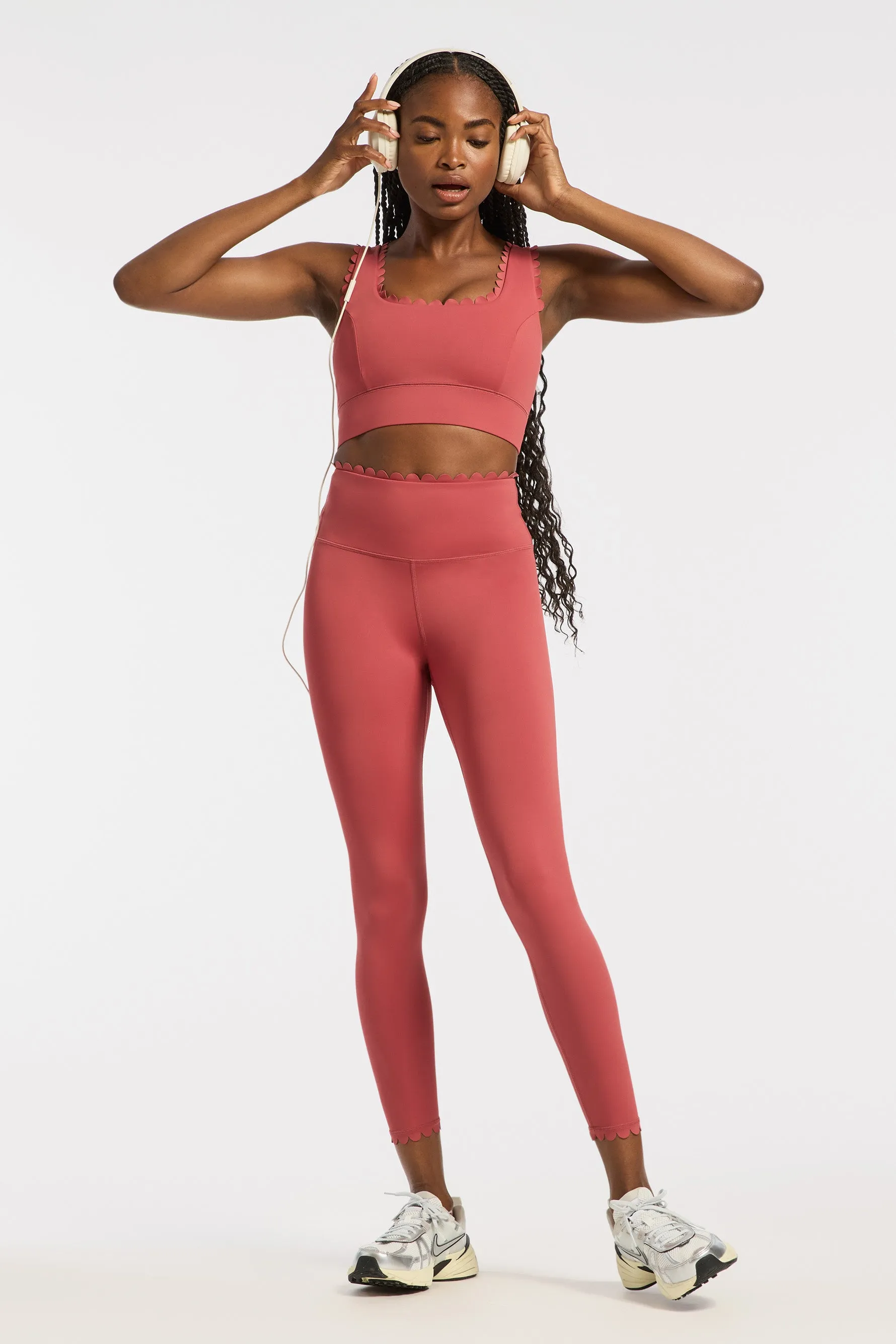 Scallop Legging - Mineral Red