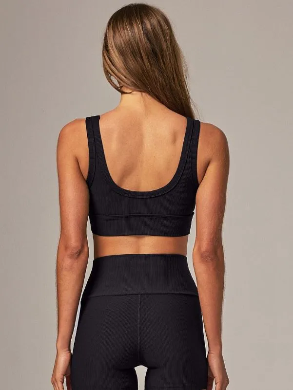 SCOOP UP RIBBED SPORTS BRA