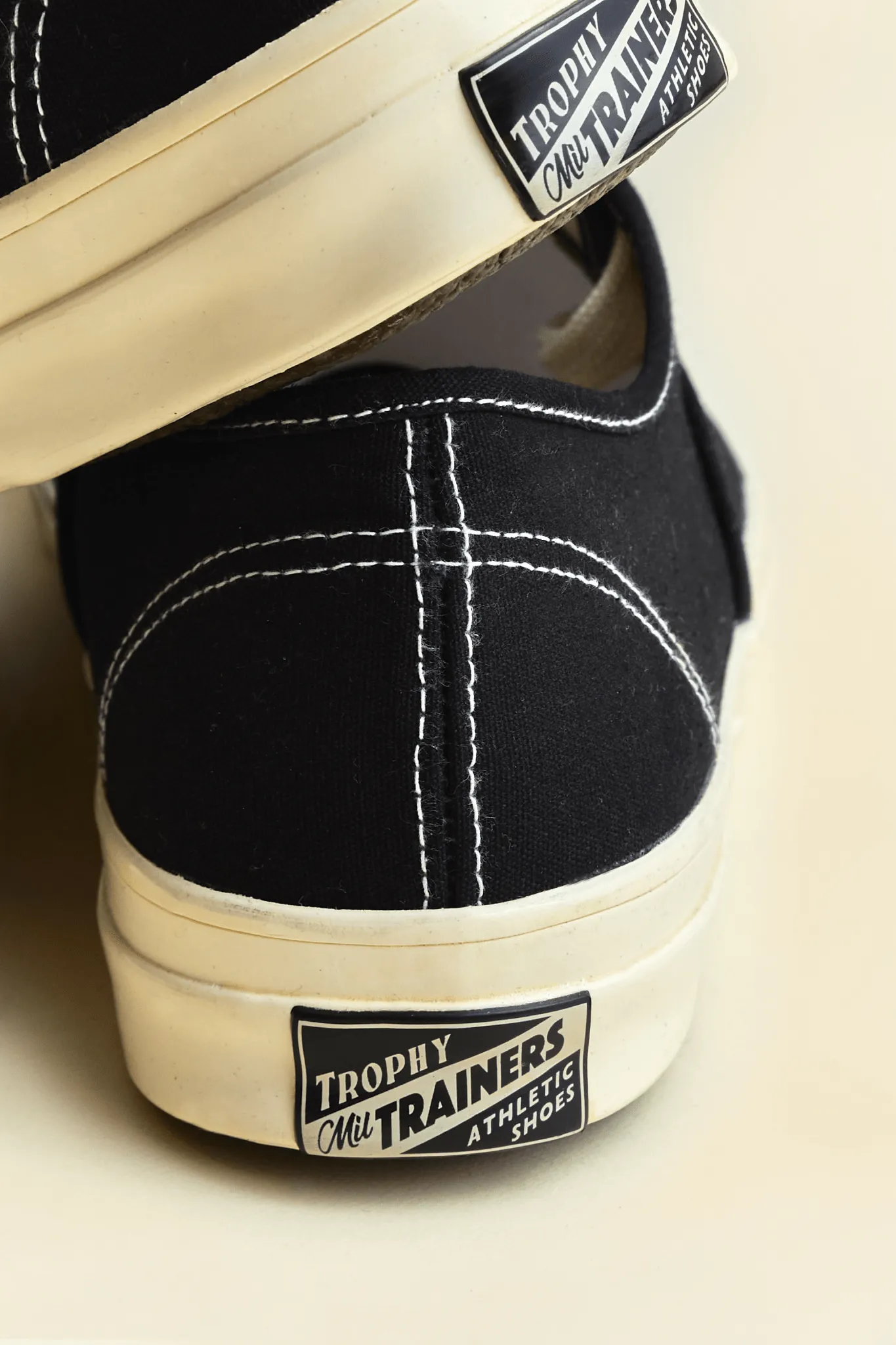 Trophy Mil Boat Shoes - Black×Cream