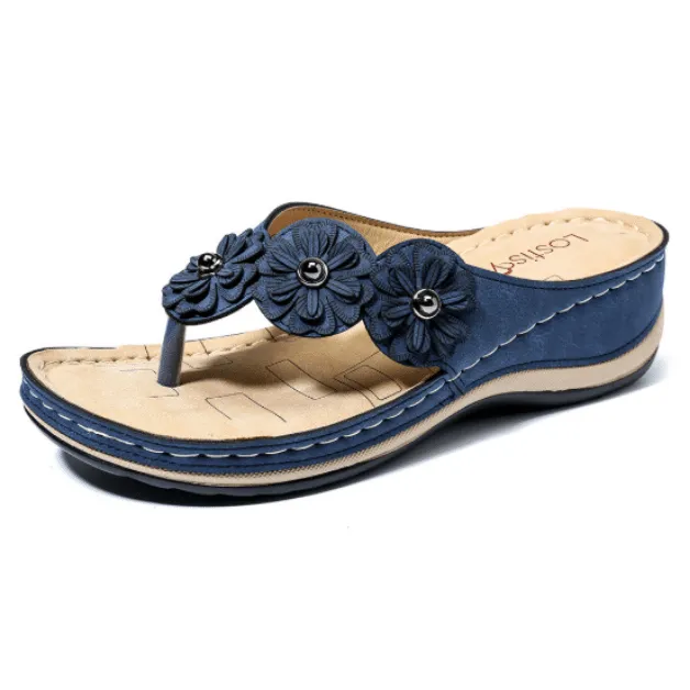 Vivica Lightweight Flowers Clip Toe Sandals