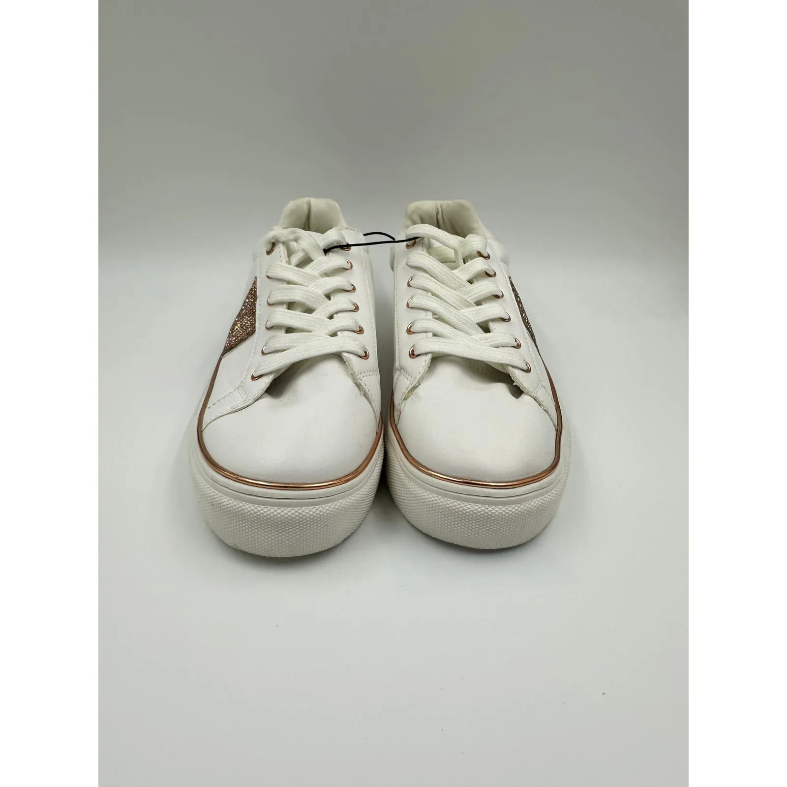 Women's Size 6, White Synthetic Leather Casual Sneaker with Gold Sparkle Design